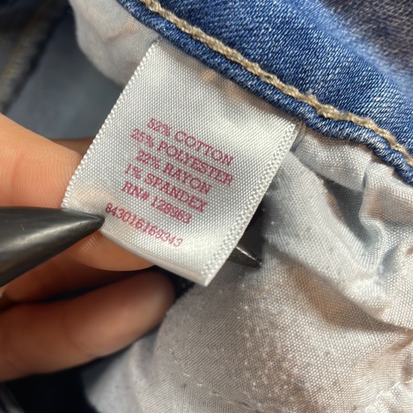 Ladies size 5 light colored jeans - Picture 6 of 11